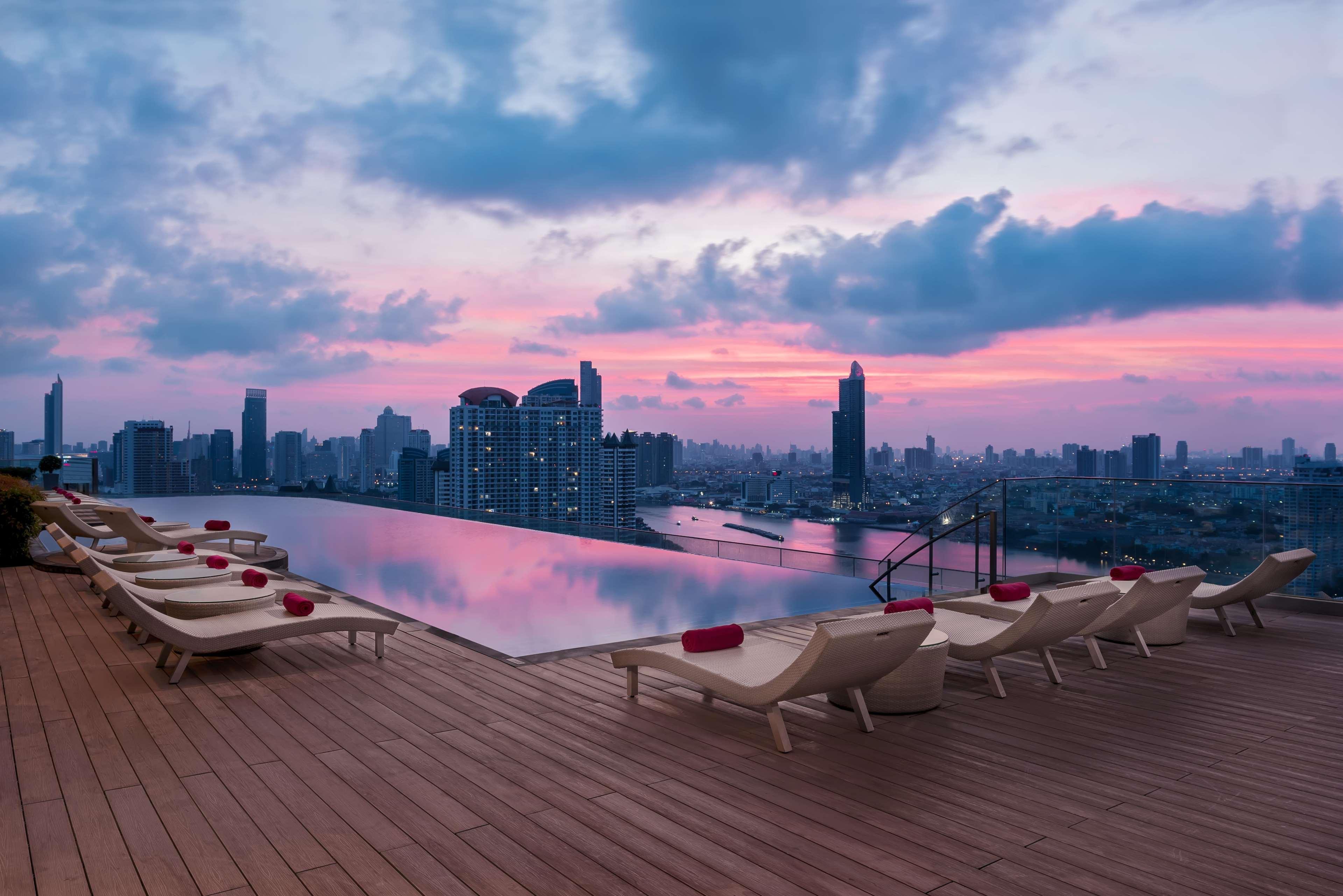 Avani Riverside Бангкок
